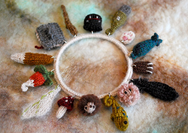 care of magical creatures charm bracelet 2