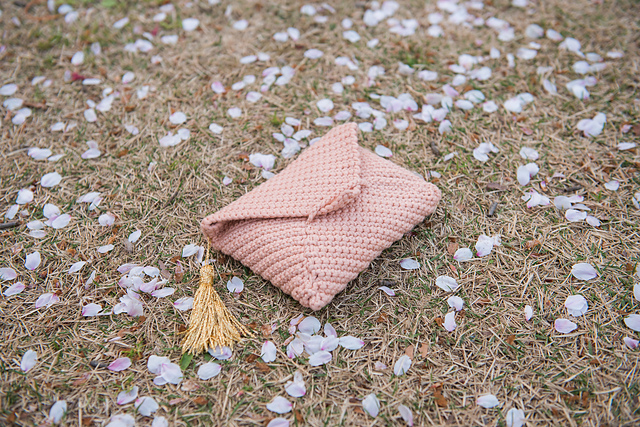 Sakura Flavoured Clutch