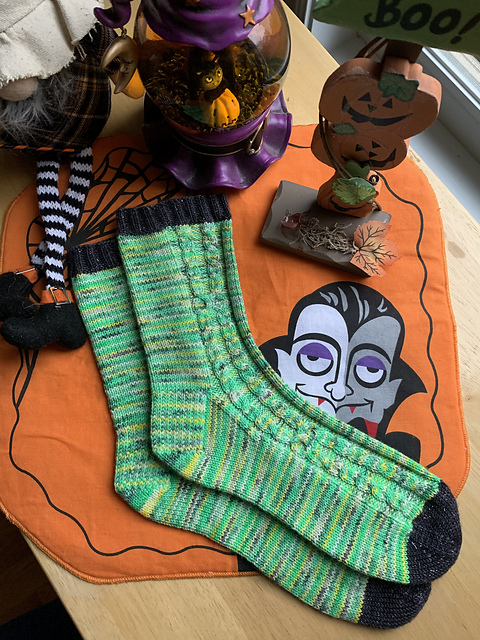 Wicked Friendship socks