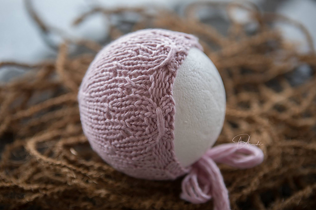Zoe Newborn Bonnet