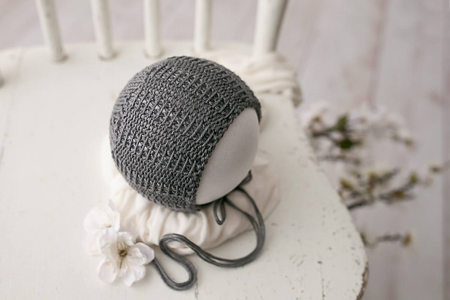 Victor Newborn Bonnet