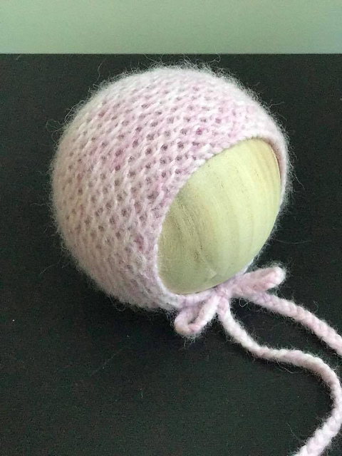 Quniton Newborn Bonnet