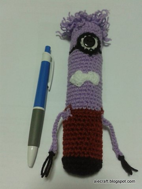 Bad Minion / Purple Minion Pen Keeper