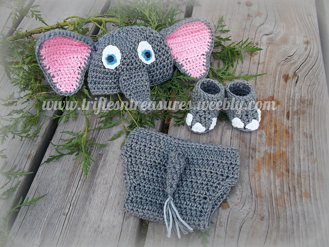 Darling Elephant Infant Photo Prop Set