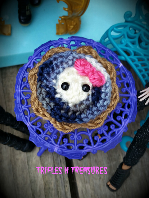 Fashion Doll High Booberry Pie