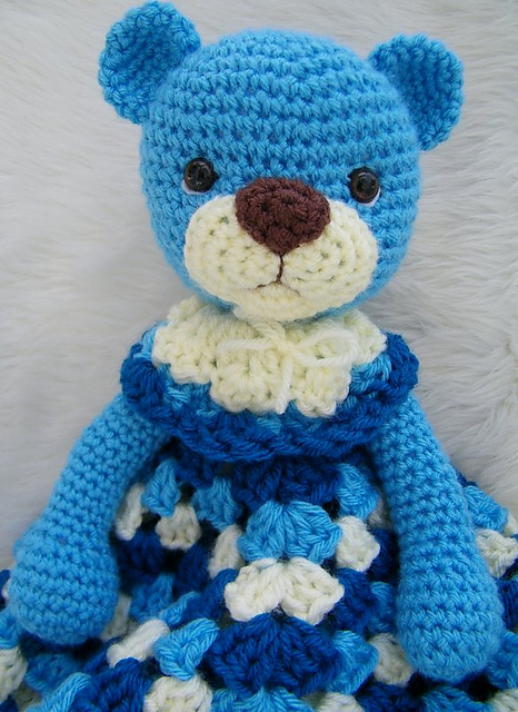 Teddy Bear Huggy Blanket