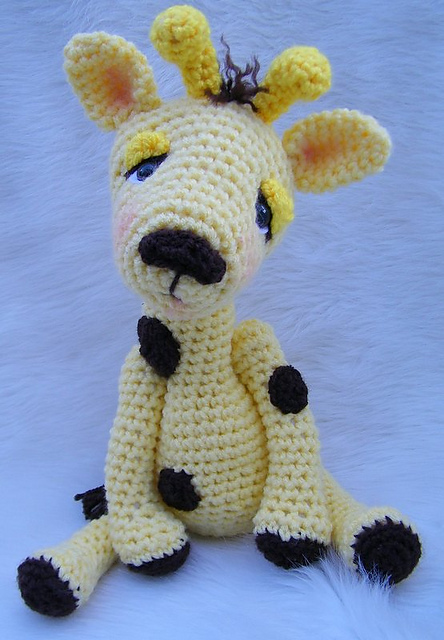 Simply Cute Giraffe