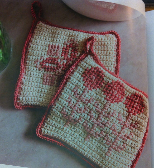 Kitschy Koo Potholders