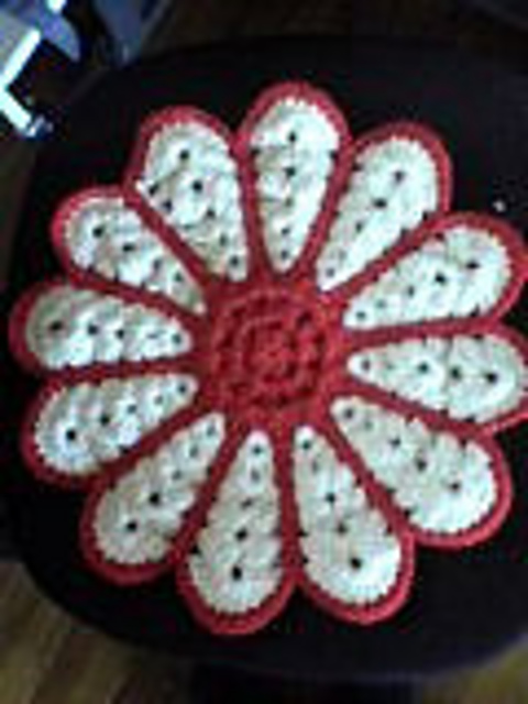 marguerite cushion