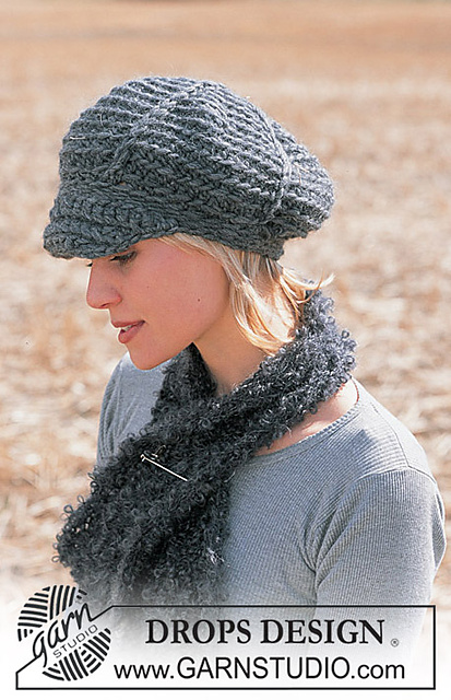 93-22 b - Scarf