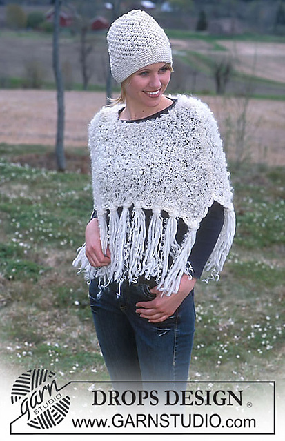 93-38 b Poncho with tassels