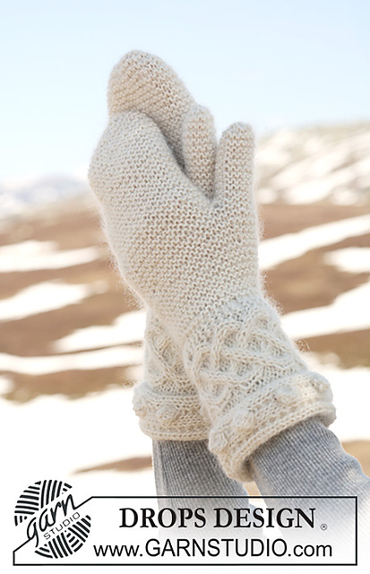 115-33 Mittens with garter st, cables and bobbles