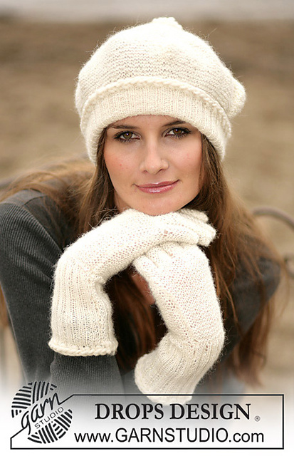 98-11 b - Hat