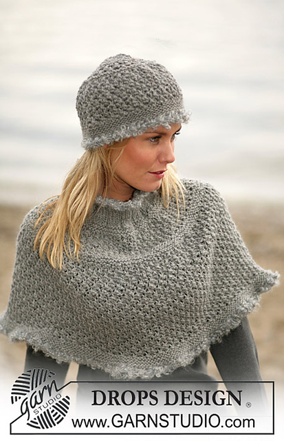 98-30 a - Cape with berry pattern