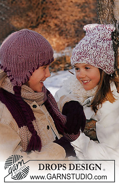 s12-3 Hat, scarf and gloves
