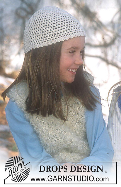 s12-34 Sleeveless jumper and crochet girls hat