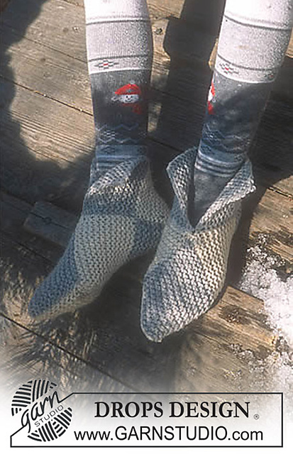 s12-41 Slippers in garter stitch