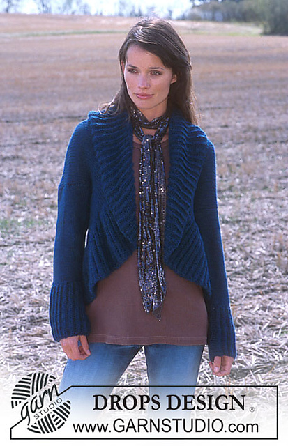 91-23 Short cardigan