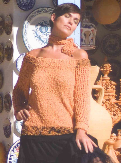 Sileras Sweater & Scarf