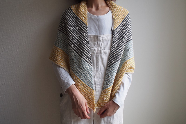 Y shawl
