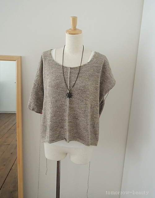 p.81 Dropped shoulder pullover