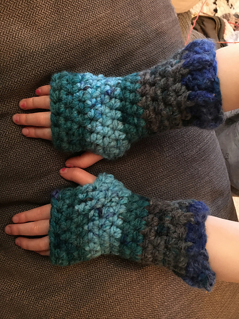 Kids' Chunky Fingerless Gloves