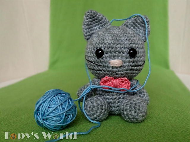 Bow, the kitten