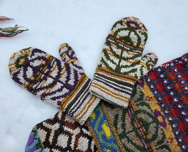 Companion mittens #2