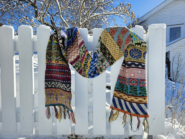 Ravelry: Mystery scarf 23 pattern by Tori Seierstad