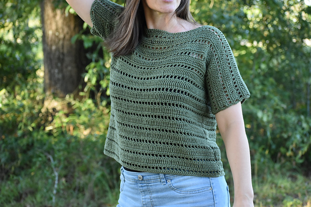 Molovo Shirt