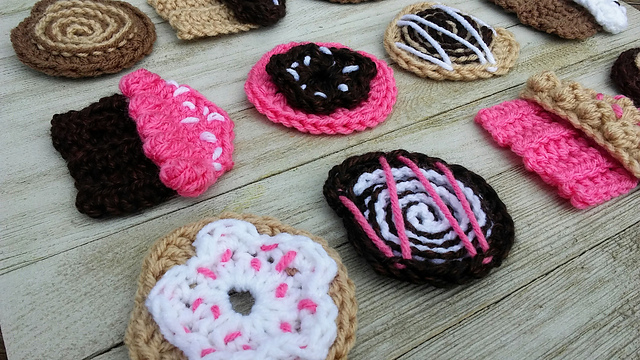 sweet treat bakery applique