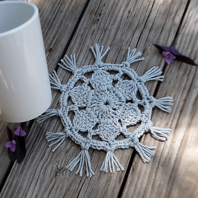 Coffee mug flower rug