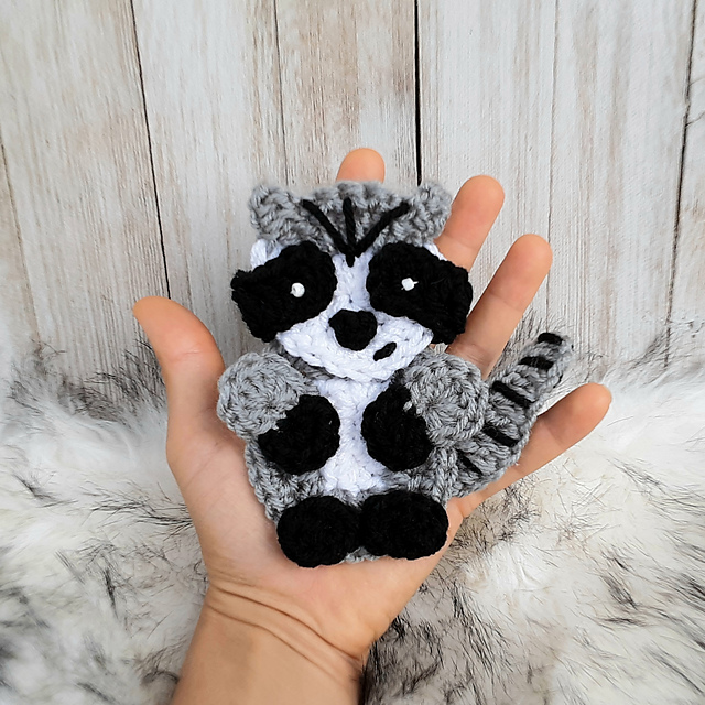Torrey Raccoon Applique