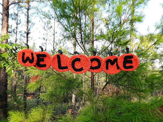 WELCOME pumpkin banner