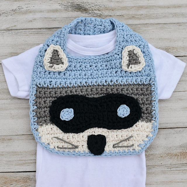 Torreya Raccoon Baby Bib