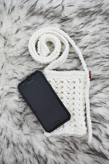 Sprig Garden Phone bag