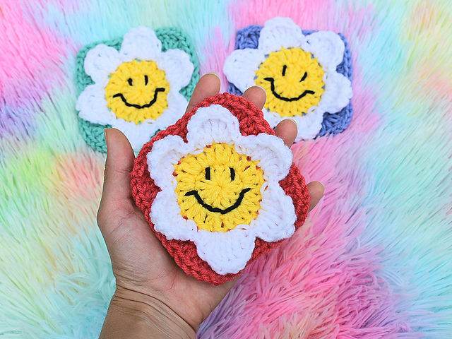 Smiley Flower Square