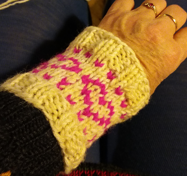 Wrist warmers.