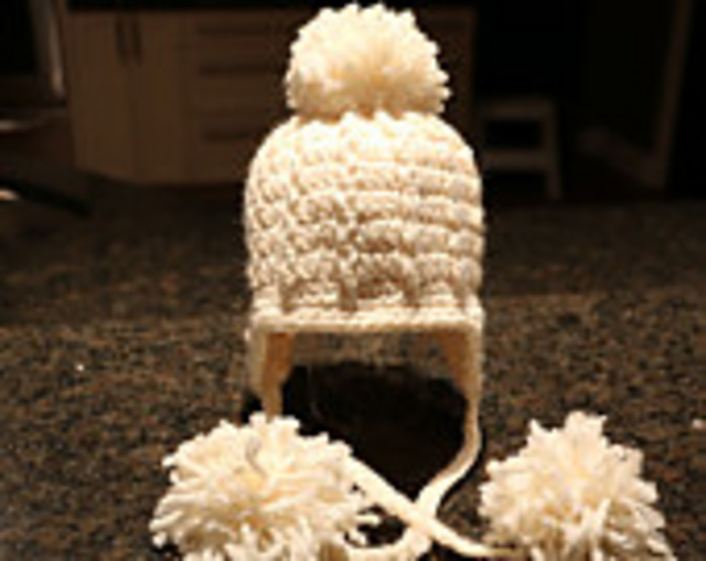 Ribbed Pompom Hat