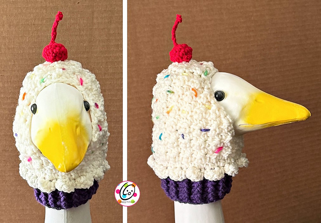 Goose Cupcake Hat