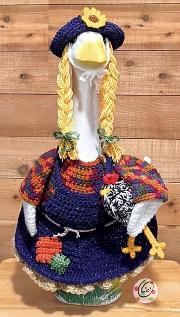 Country Clara Big Goose