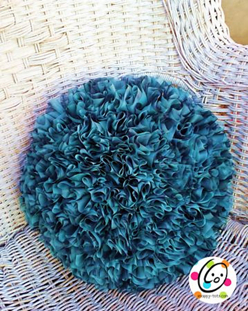 Yorganza Pillow