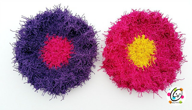 Scrubby Flower Dots