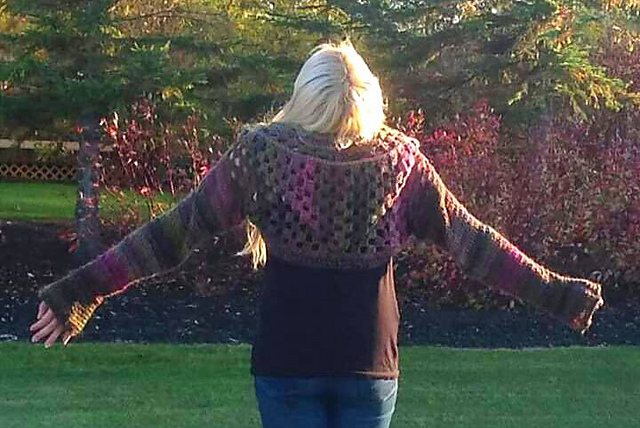 Latticeback Hooded Bolero