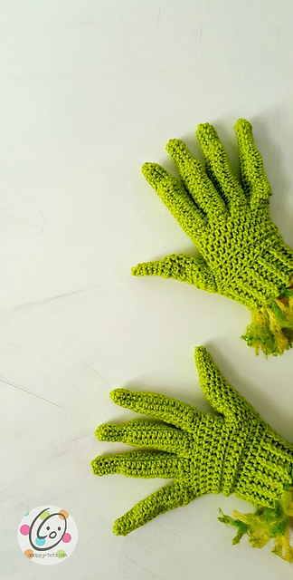 Creepy Fingers Gloves