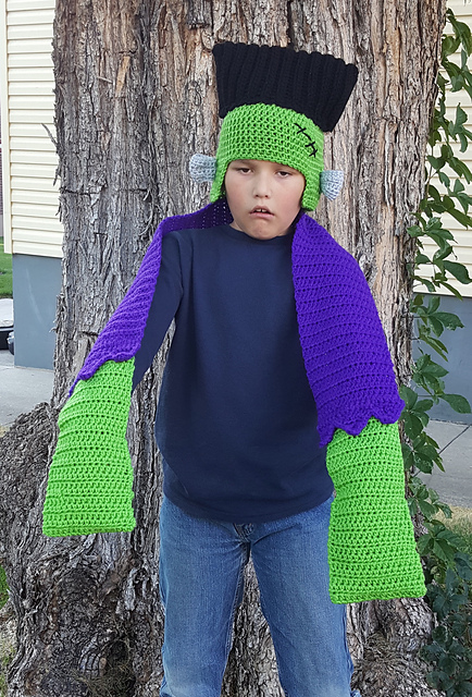 Big Frank Hat and Scarf