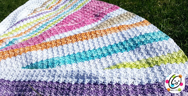 Beach Day Lounge Towel