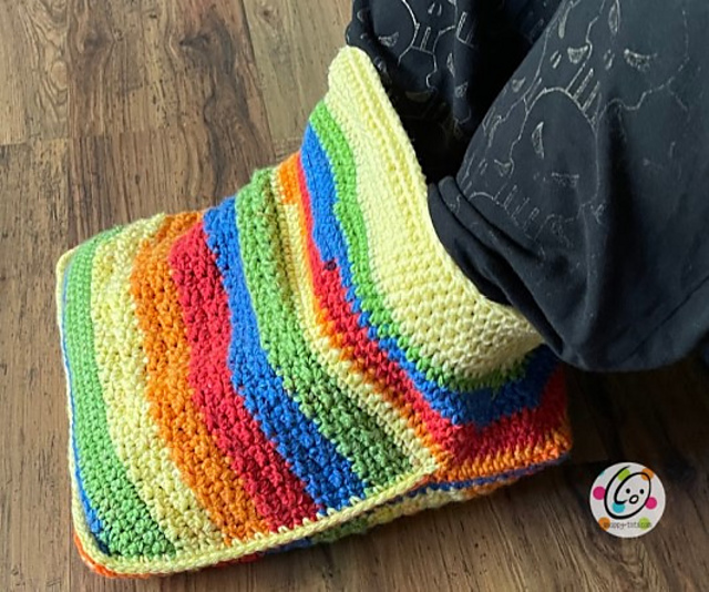 Cushy Footwarmer Pillow