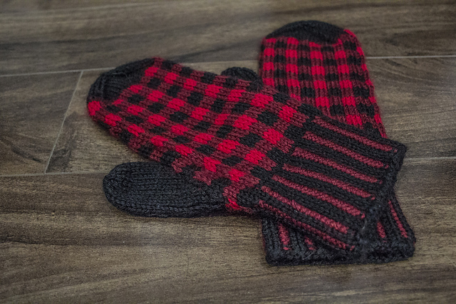 Yukon Campfire Mittens