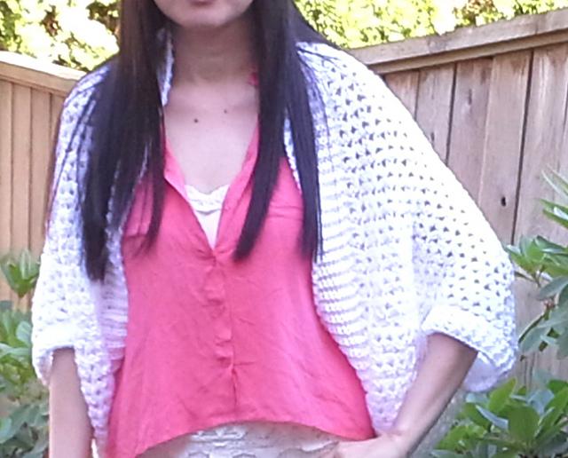 Cluster V-Stitch Lacy Shrug